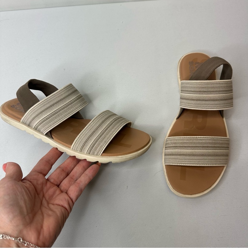 Sorel ❤️ Beige and Brown Sandals Sz 6